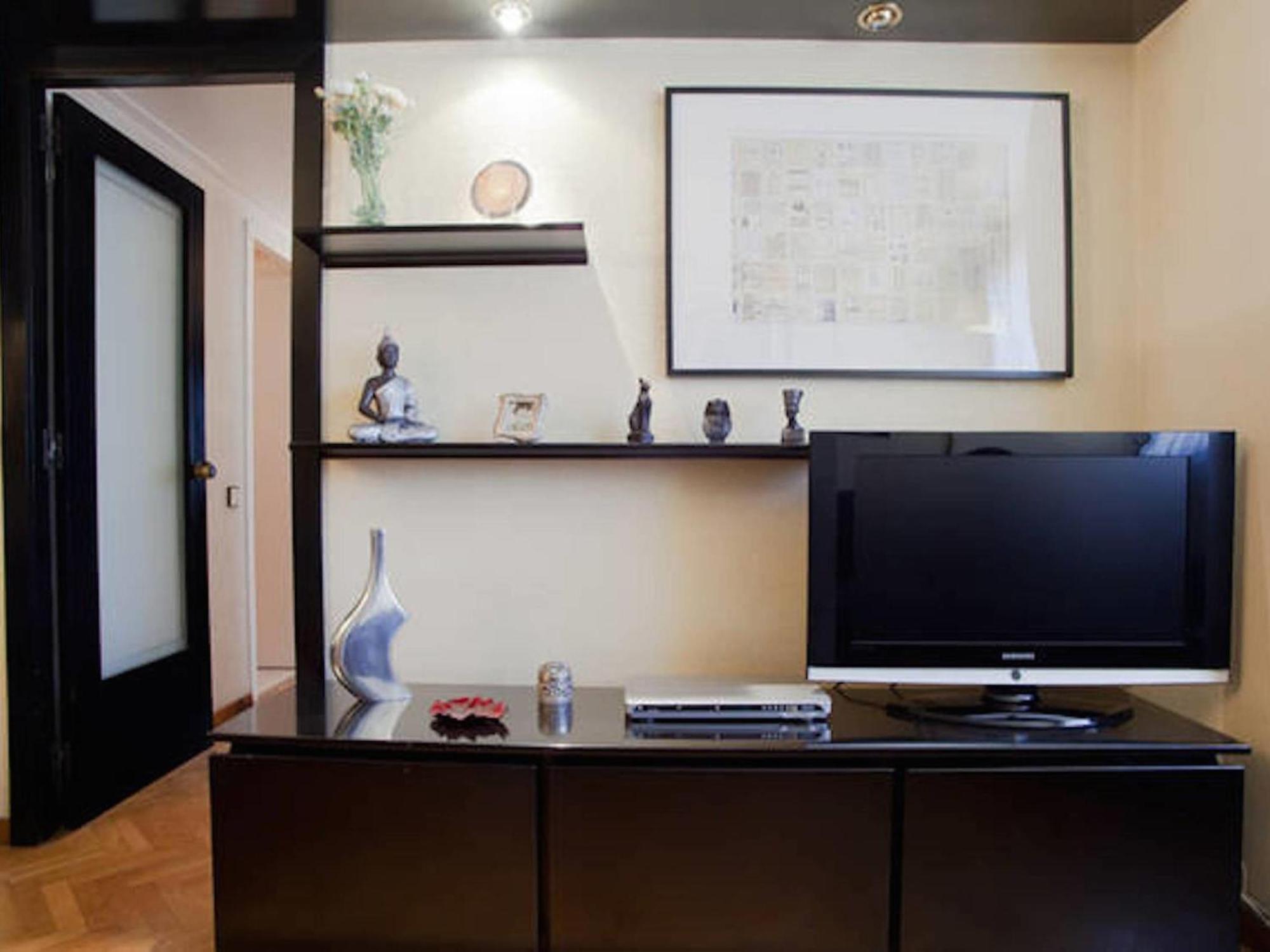 Lets Holidays Apartment In Sant Marti Barcelona Exteriör bild